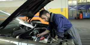 Car Engine Check Up