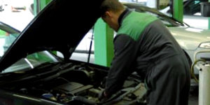 Car Mechanic Picture