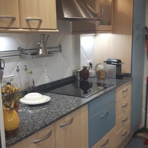 Como Arreglar Una Puerta De Armario De Cocina Suelta