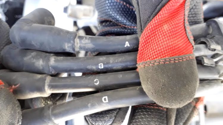 Como Cambiar El Cable De La Bujia E1619424600129