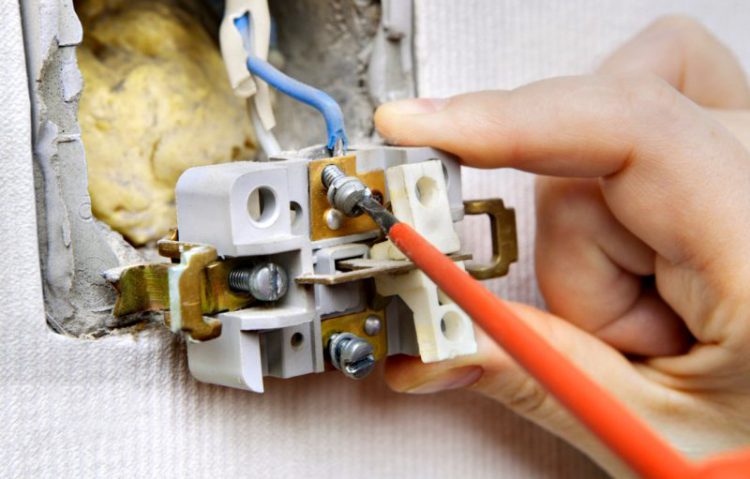 Como Cambiar Un Microinterruptor