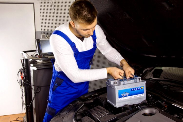Como Comprobar El Tamano De La Bateria De Un Coche