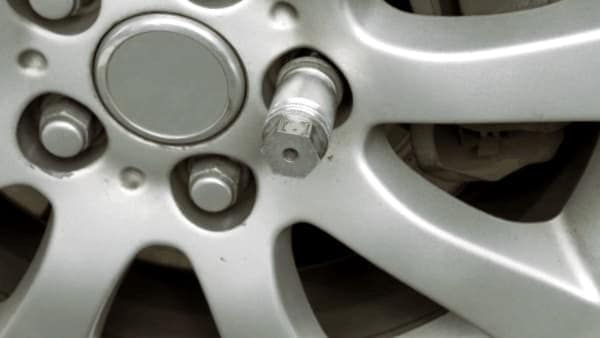 Como Comprobar Las Tuercas De Tu Coche 1 E1619519465555