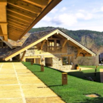 Como Construir Un Techo A Dos Aguas A Un Porche Delantero 3 E1619522098769