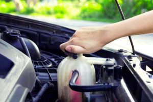 Como Detectar Fugas De Aceite De Coche 1