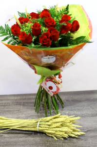 Como Hacer Que Su Hermoso Ramo De Rosas Dure Mas