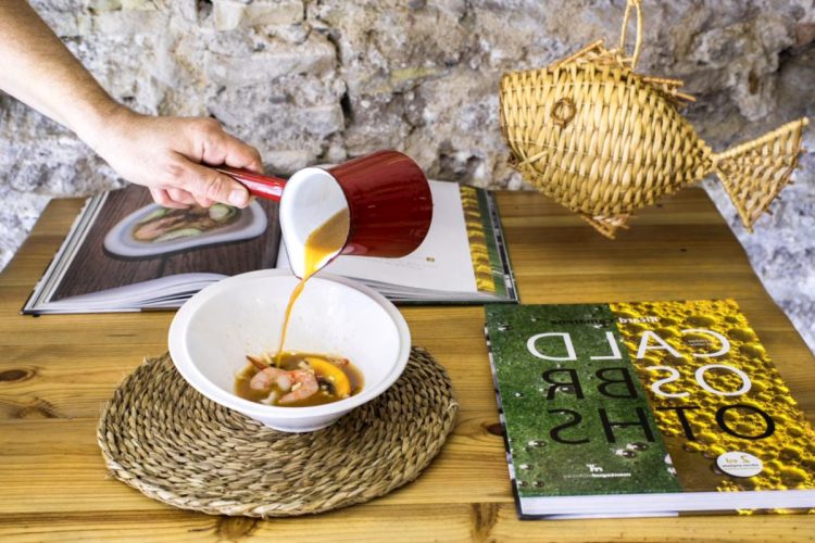 Como Hacer Un Porta Libros De Recetas Casero