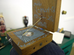 Como Hacer Un Reloj De Sol De Madera 1
