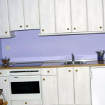 Como Instalar Molduras Para Armarios De Cocina 1
