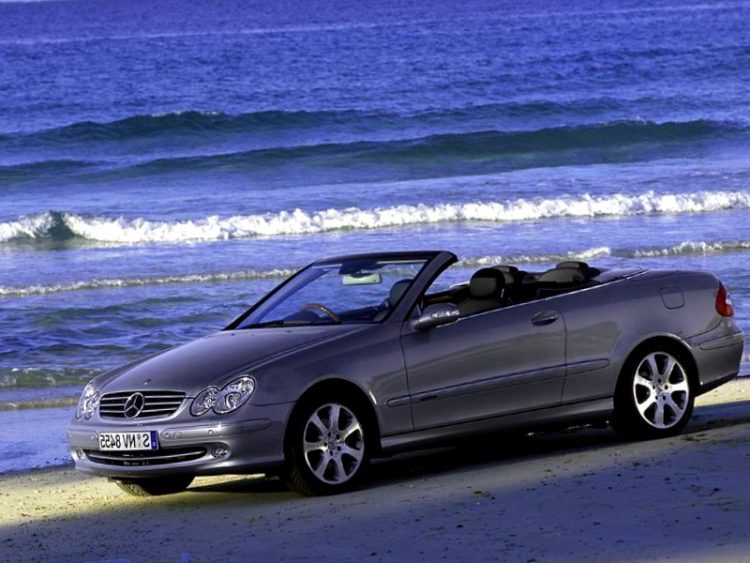 Como Limpiar Capotas Descapotables Negras