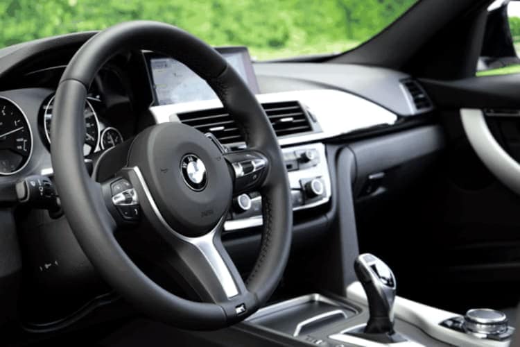Como Limpiar El Interior De Un Vehiculo De Cuero