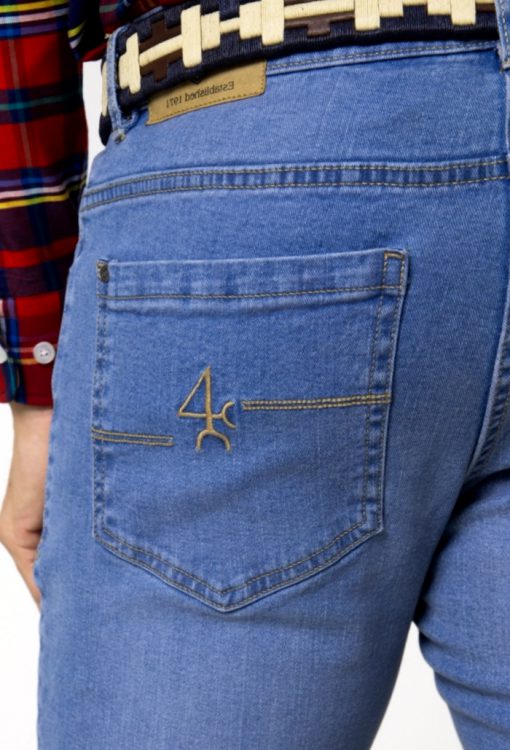 Como Planchar Jeans Azules