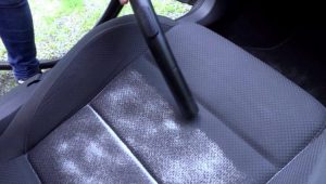 Como Quitar Manchas En Las Alfombras De Los Autos