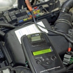 Como Verificar La Bateria De Su Automovil Sin Un Medidor